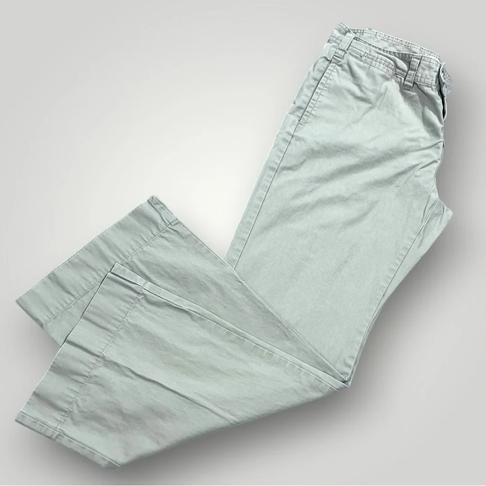 GAP Favorite Khaki Trousers - Picture 3 of 16